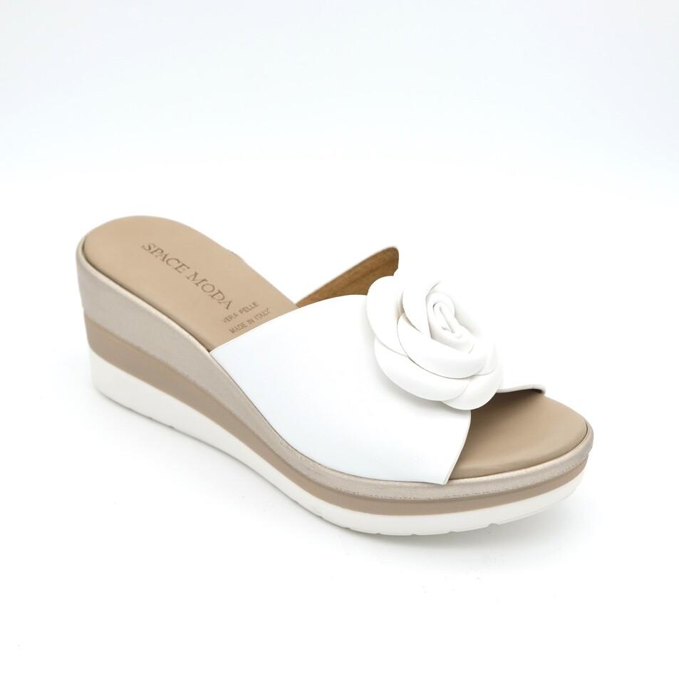 01566_8|7310fefb99d8eb22909253341306e8a4